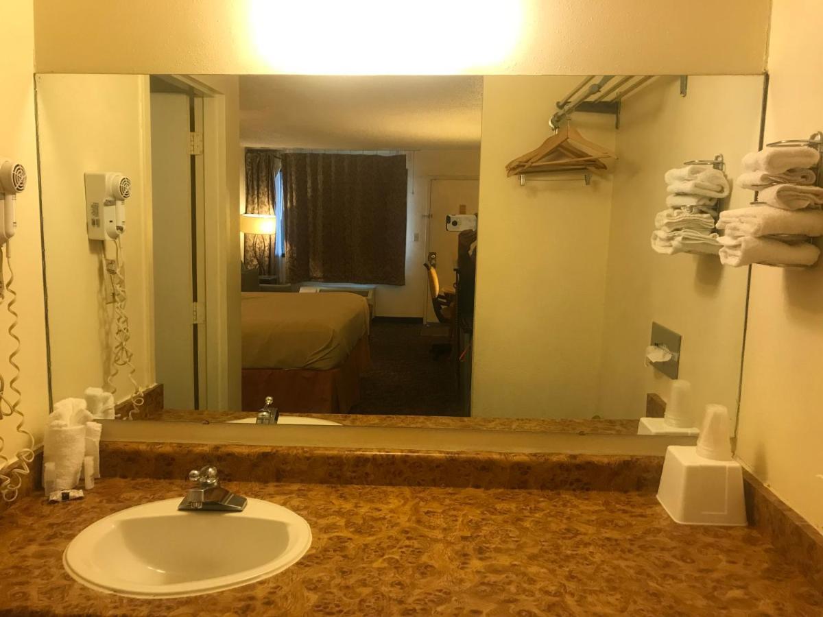 Traveler Inn Craig Eksteriør billede